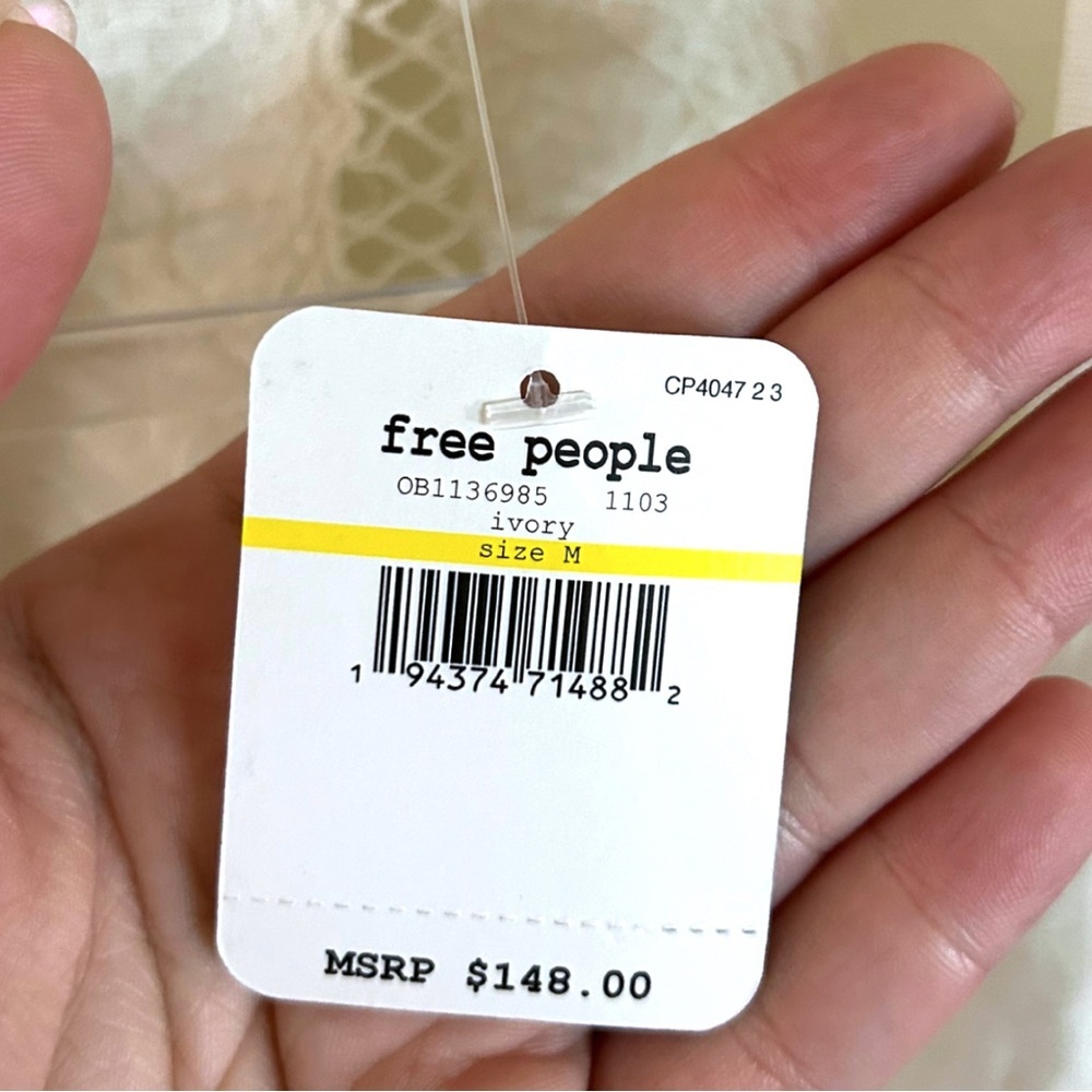 Free People Cool Nights Cardi Ivory White Eyelet Lace Cutout Cardigan Cover Up - Picture 6 of 7